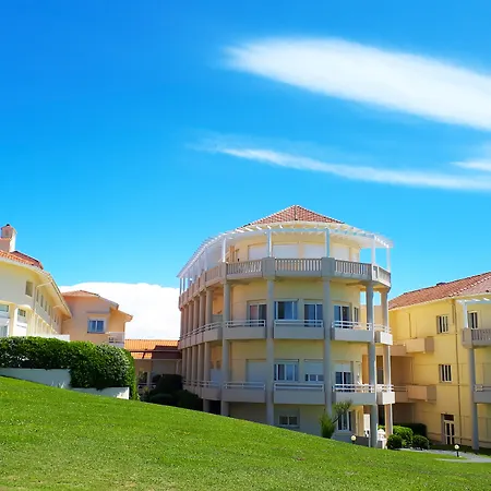 Ξενοδοχείο με διαμερίσματα & Golf Eugenie