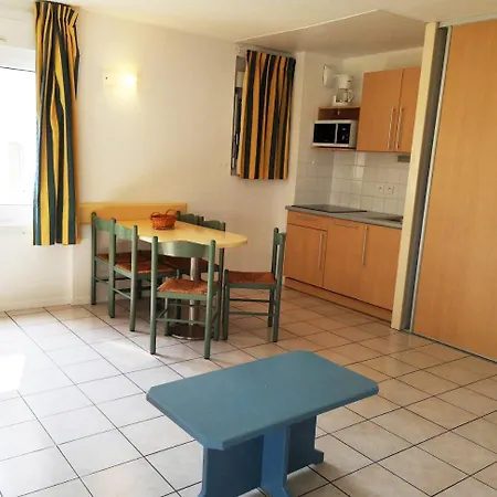 & Golf Eugenie Ξενοδοχείο με διαμερίσματα