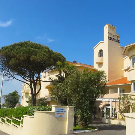 Ξενοδοχείο με διαμερίσματα & Golf Eugenie Μπιαρίτζ