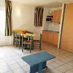 梅尔欧仁妮高尔夫酒店 公寓式酒店