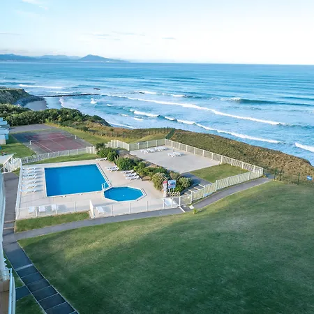 梅尔欧仁妮高尔夫酒店 4*