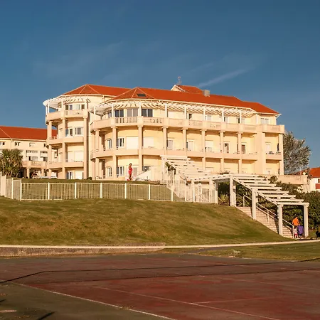 & Golf Eugenie Apart Otel 4*