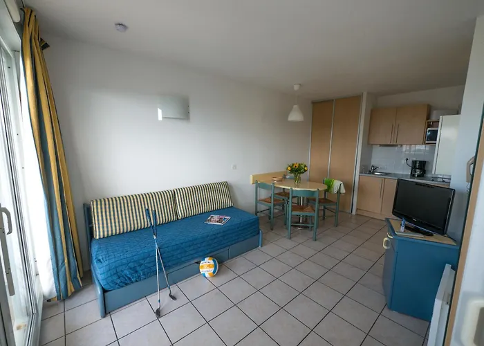 & Golf Eugenie بياريتز